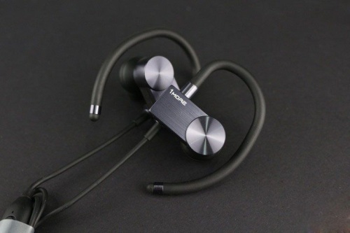Беспроводные наушники 1More Active Sport Bluetooth (EB100) фото 2