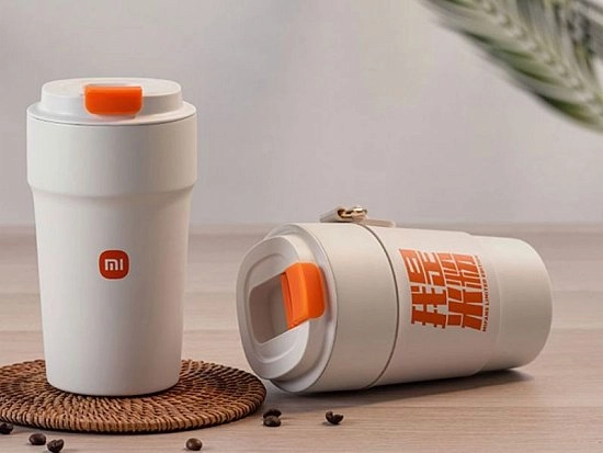 Термос-кружка сохраняющий температуру напитков