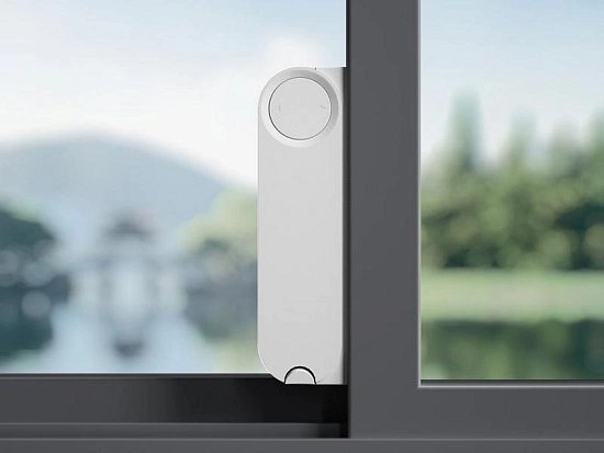 Устройство для автоматического открывания окон