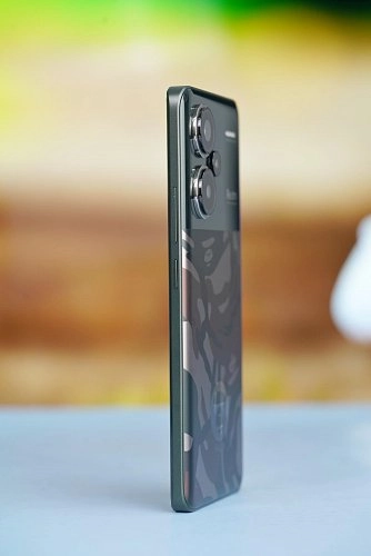 Опубликованы фотографии Redmi Note 13 Pro+ AAPE