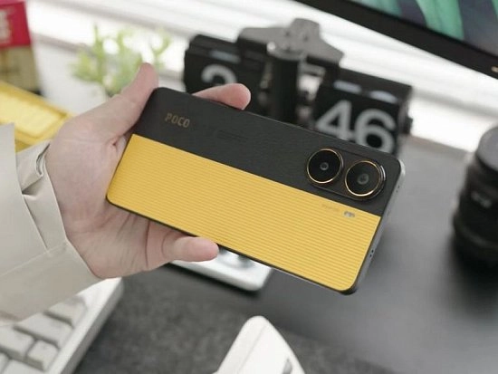 Poco X7 Pro новинка с флагманским процессором